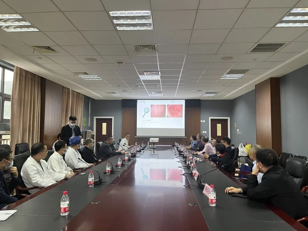 俞益武为温州永嘉县17000干部群众做健康讲座
